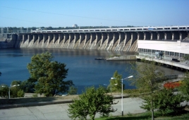 Dnieper_Hydroelectric_Station_in_2005
